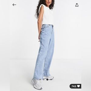 NEW WITH TAGS - ASOS DESIGN - Petite high rise relaxed dad jeans in lightwash